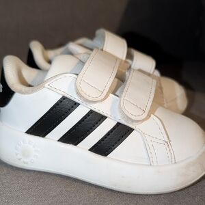 Kids White Sneakers with Black Stripes - Velcro Closure